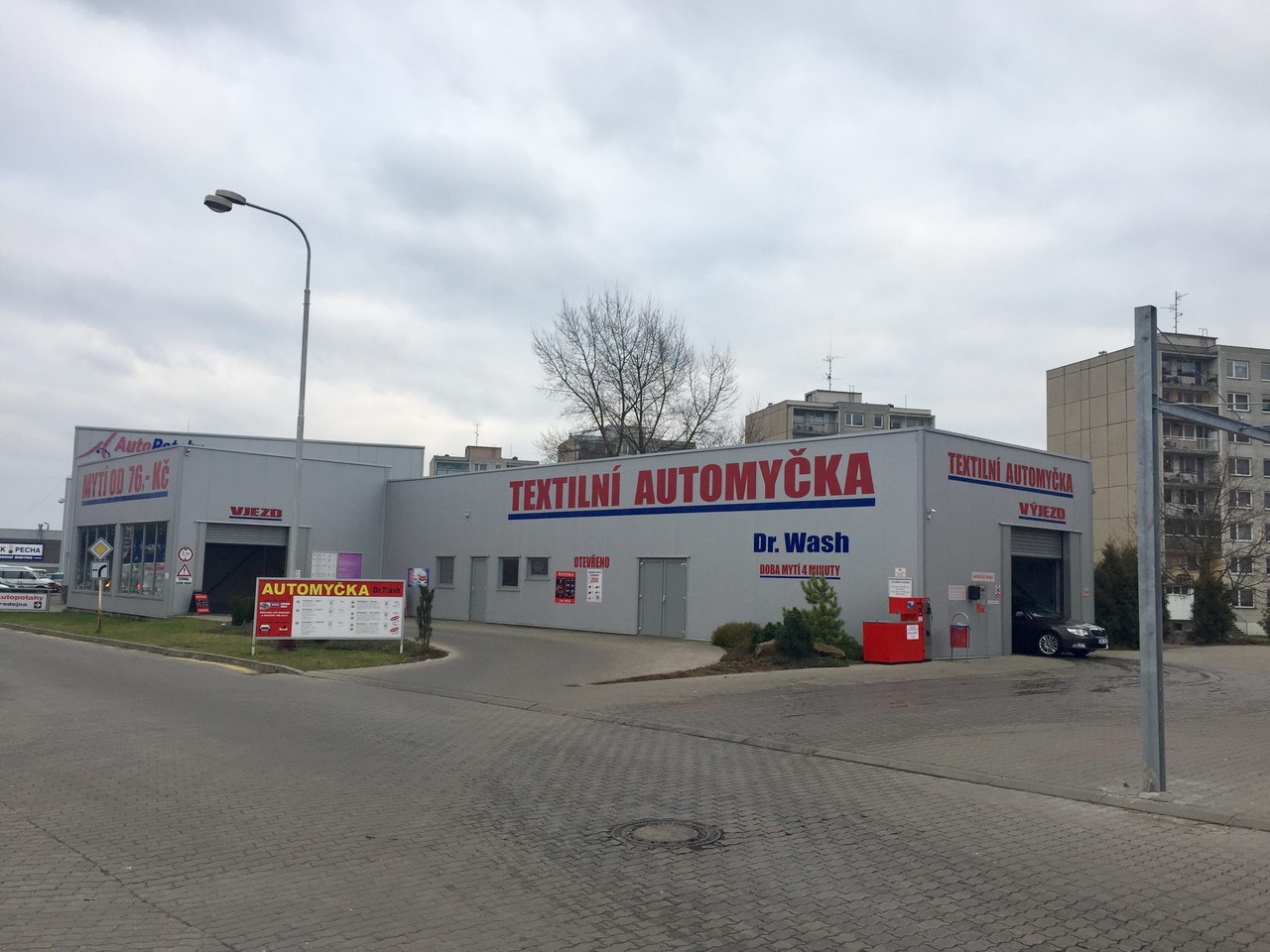 Reference Okna Babák